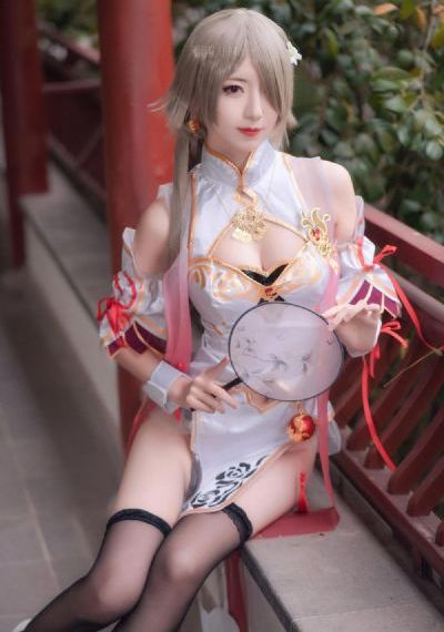 伦理年轻老师g李采潭_高清视频在线观看